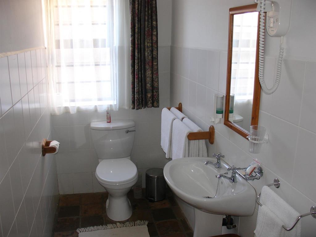 On The Bay Guesthouse Kruisfontein Rum bild