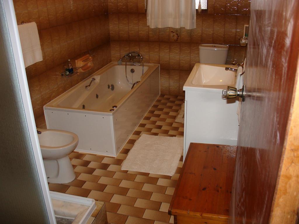 On The Bay Guesthouse Kruisfontein Rum bild